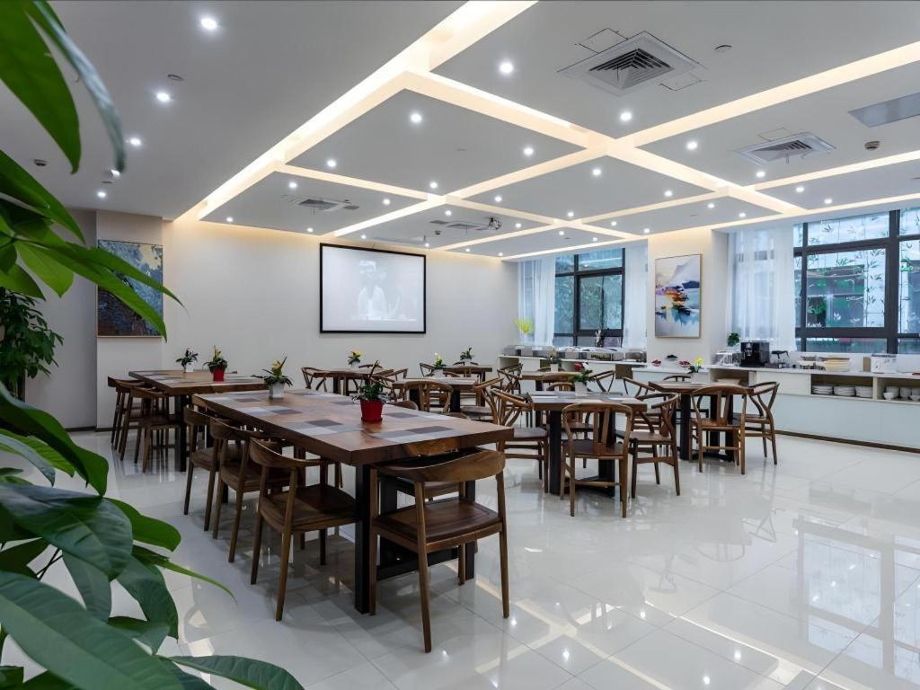 Gya Changzhou Wujin District Hutang New Era Furniture Plaza Hotel Luaran gambar