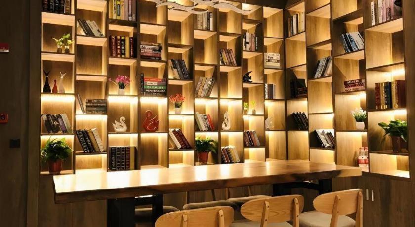 Gya Changzhou Wujin District Hutang New Era Furniture Plaza Hotel Luaran gambar