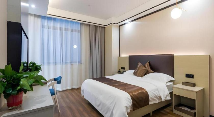 Gya Changzhou Wujin District Hutang New Era Furniture Plaza Hotel Luaran gambar